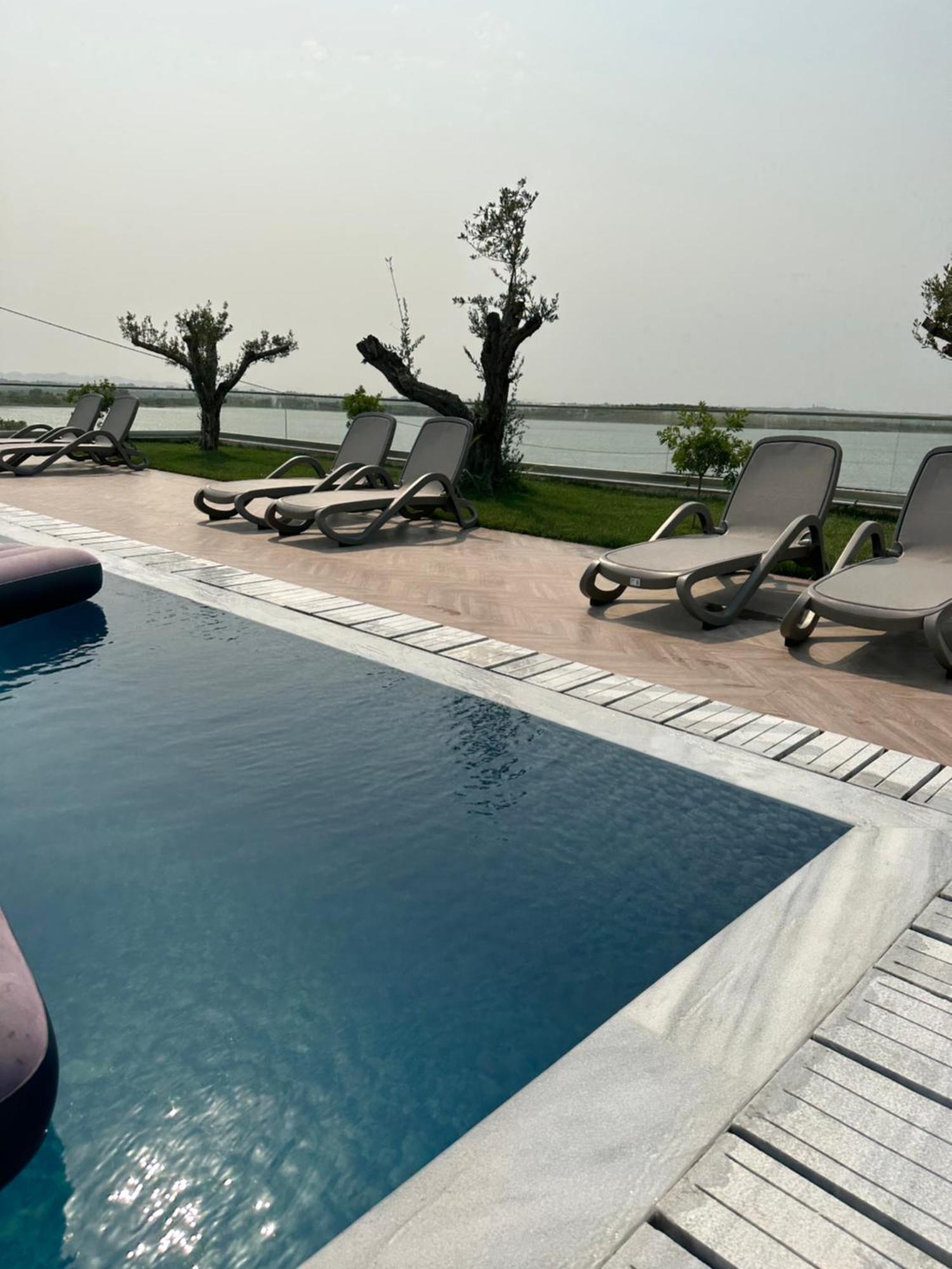 Top Villas Durrës Kültér fotó