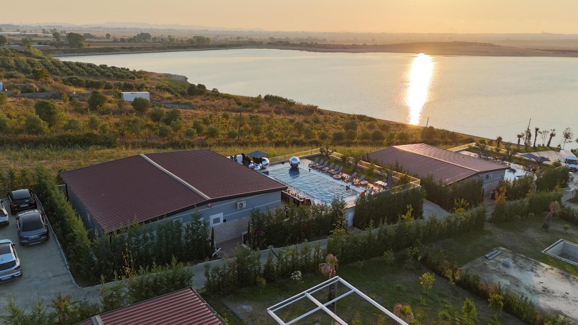 Top Villas Durrës Kültér fotó
