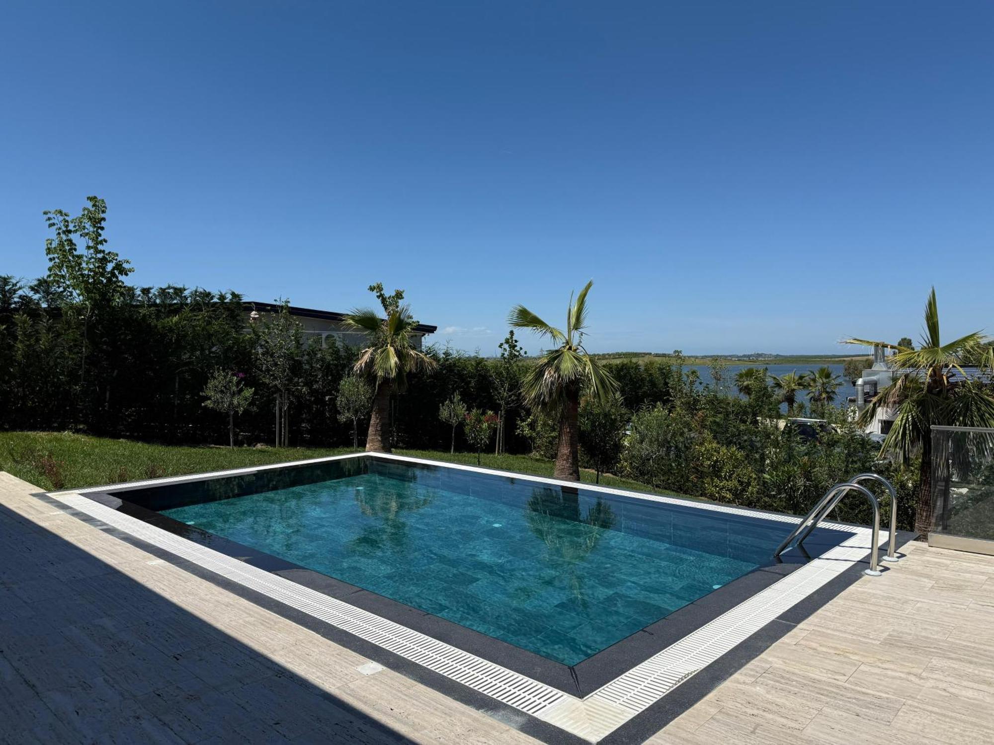 Top Villas Durrës Kültér fotó